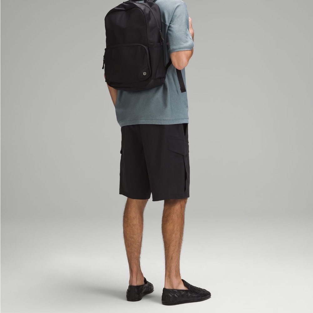 Lululemon Everywhere Backpack 22L Black - Picture 2 of 7